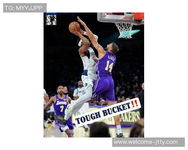 浓眉下半场发力狂砍15分14板3帽关键时刻助湖人逆转取胜