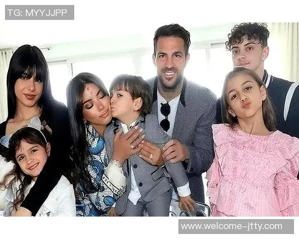 卡佩罗表达对法布雷加斯的喜爱并称赞巴尔泰萨吉的潜力