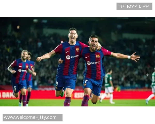 巴萨负债高达14亿欧诺坎普重开后年收入可达36亿欧