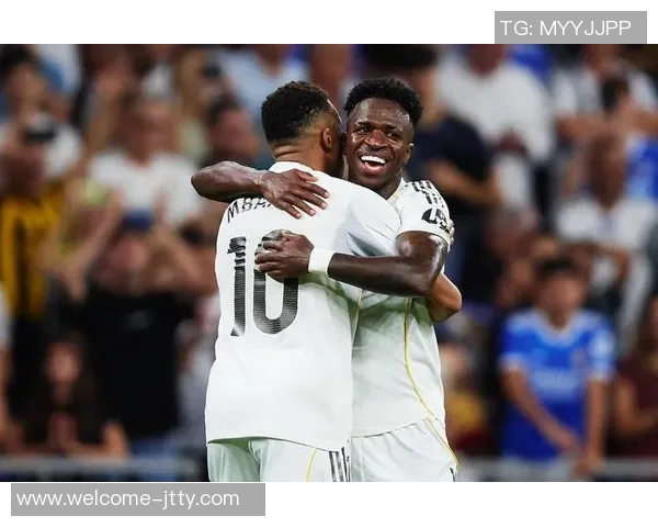 西媒曝皇马维尼修斯标价1亿欧维蒂尼亚转会同样需巨资 西媒曝皇马维尼修斯标价1亿欧维蒂尼亚转会同样需巨资