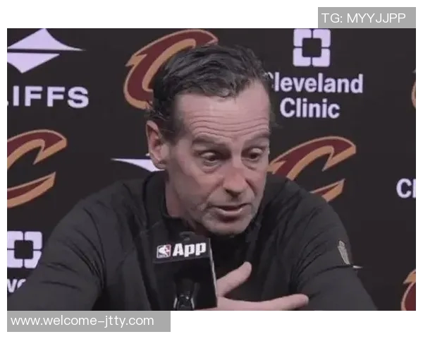 阿特金森称火箭坚持自我风格力争冠军地位无可动摇 阿特金森称火箭坚持自我风格力争冠军地位无可动摇